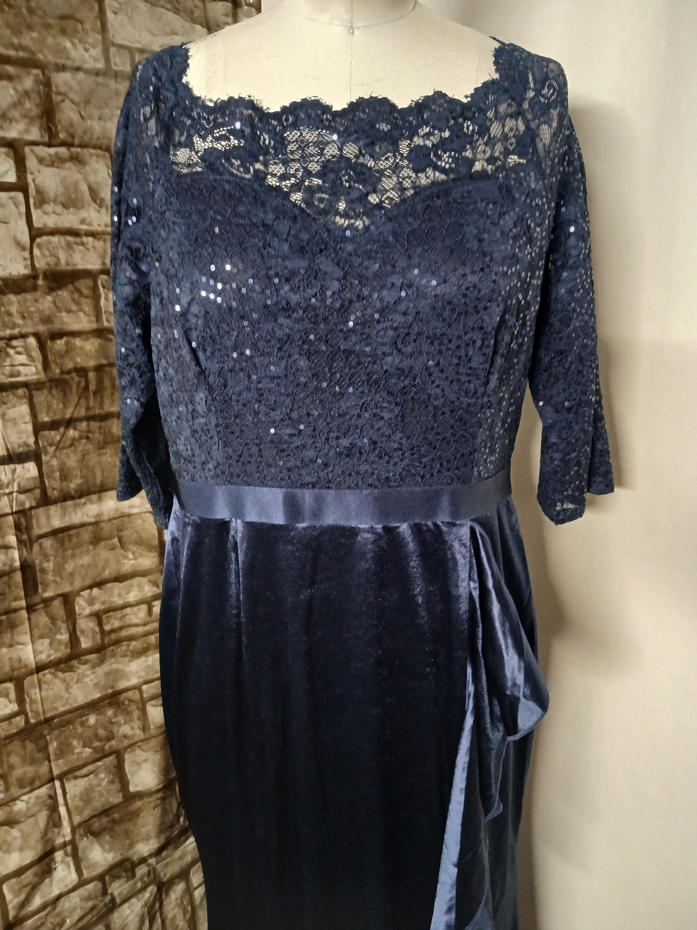 Navy Lace & Velvet Long-Sleeve Elegant Evening Dress Size XXL